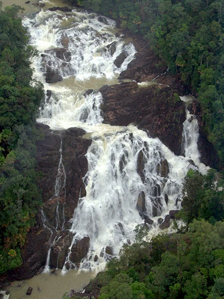 Air Terjun Buaya Sangkut — foto sebenar 2