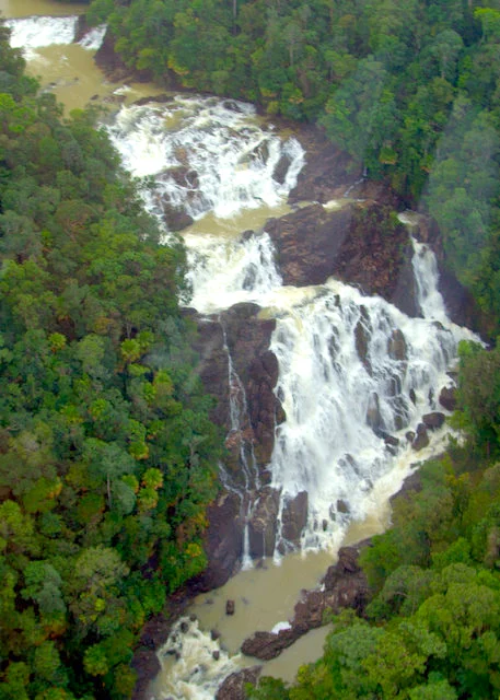 Air Terjun Buaya Sangkut — foto sebenar 6