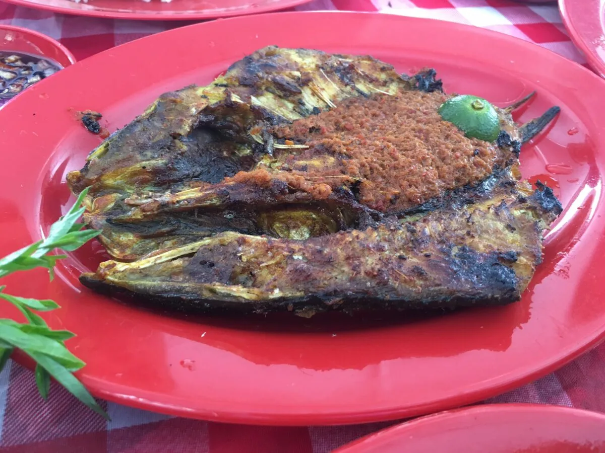 AS Ikan Bakar — foto sebenar 2