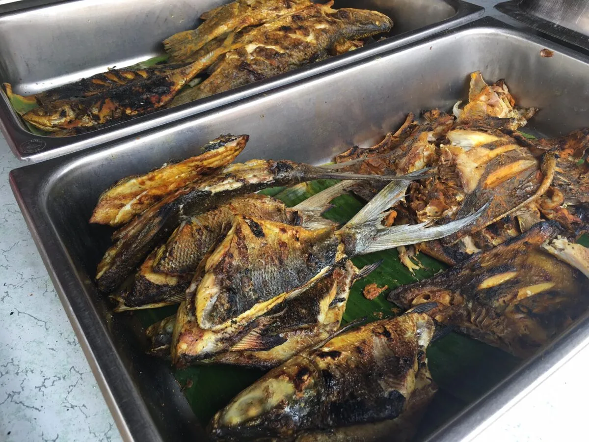AS Ikan Bakar — foto sebenar 4