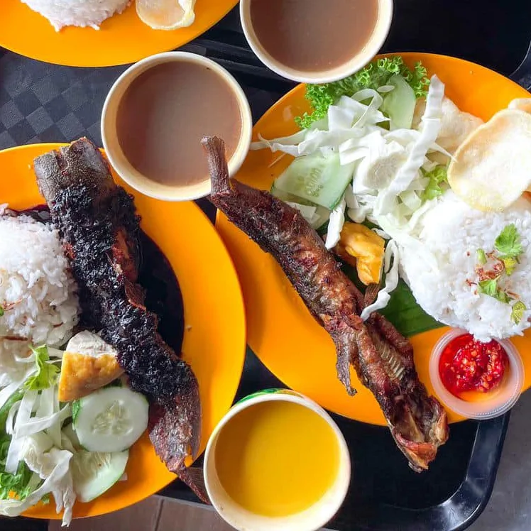 Ayam Gepuk Bujang Lapok — foto sebenar 5 (crop)