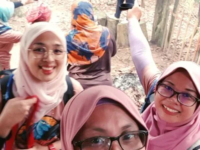 Bukit Inas — foto sebenar berbeza 3