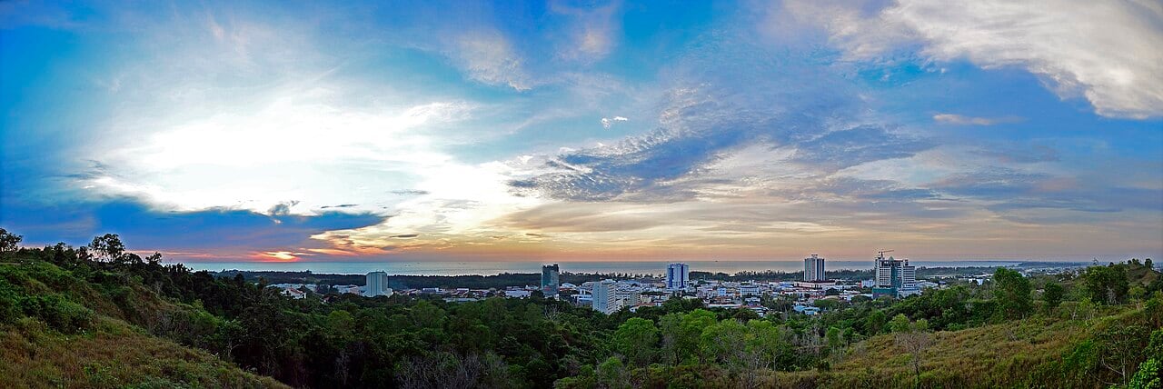 Gambar 2 Canada Hill / Bukit Telaga Minyak Miri