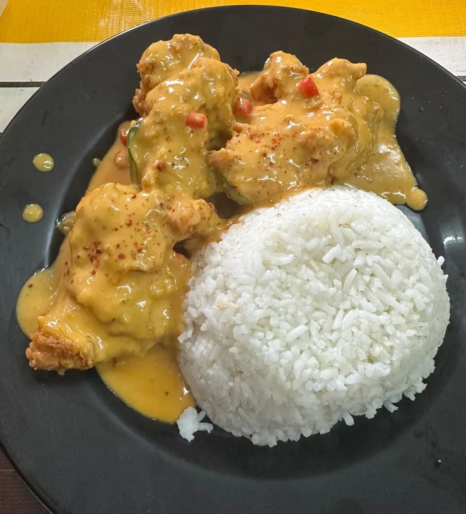 CMP Melting Cheese Cafe — foto sebenar 3