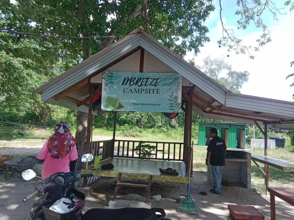 D'Breeze Campsite — foto sebenar 7