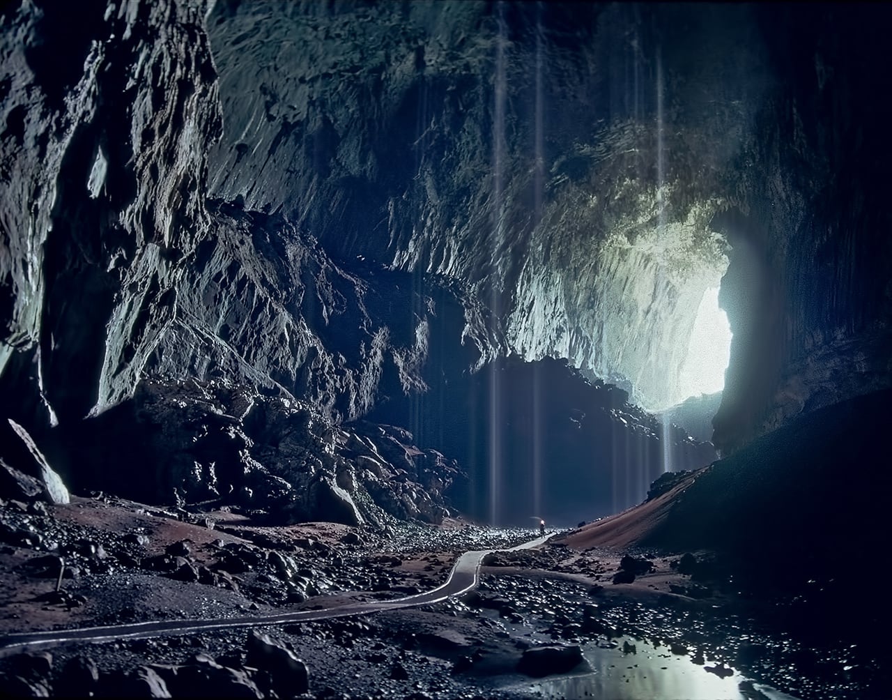Gambar 2 Deer Cave & Lang's Cave Mulu