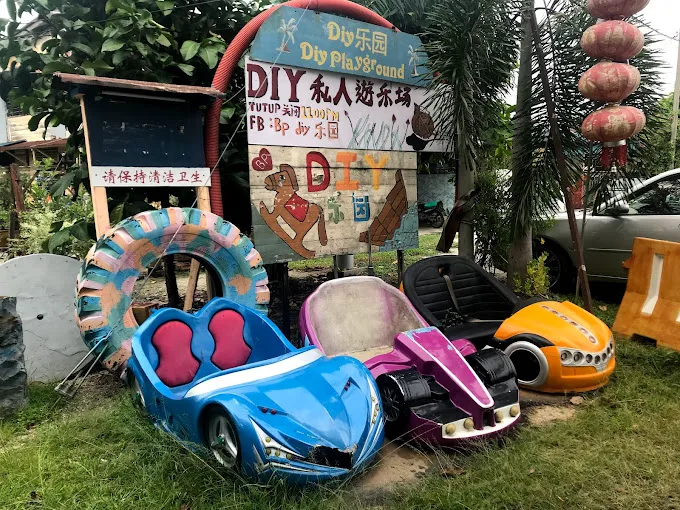 DIY Playground Batu Pahat — foto sebenar 4