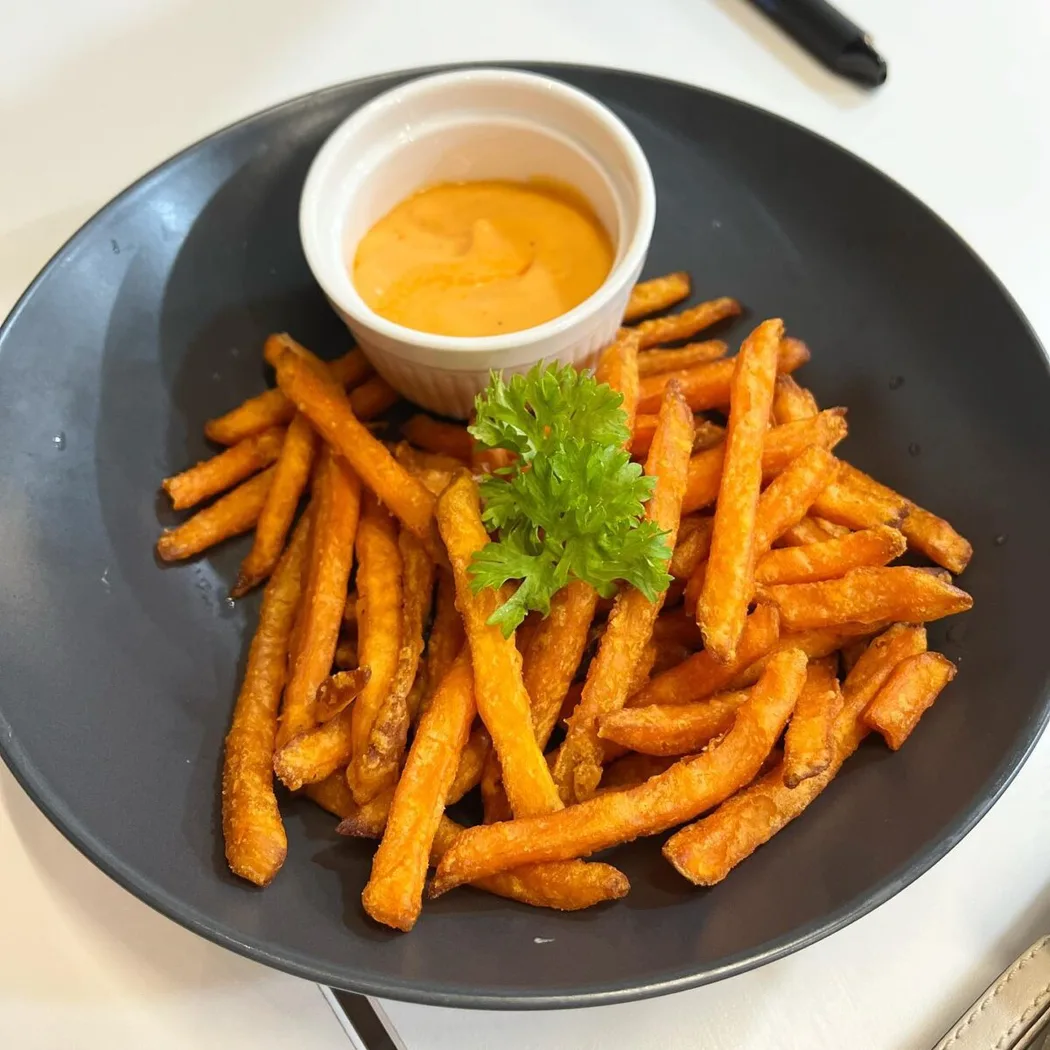 Eatable Cafe — foto sebenar 3