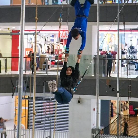 ESCAPE Johor Bahru — foto sebenar 2