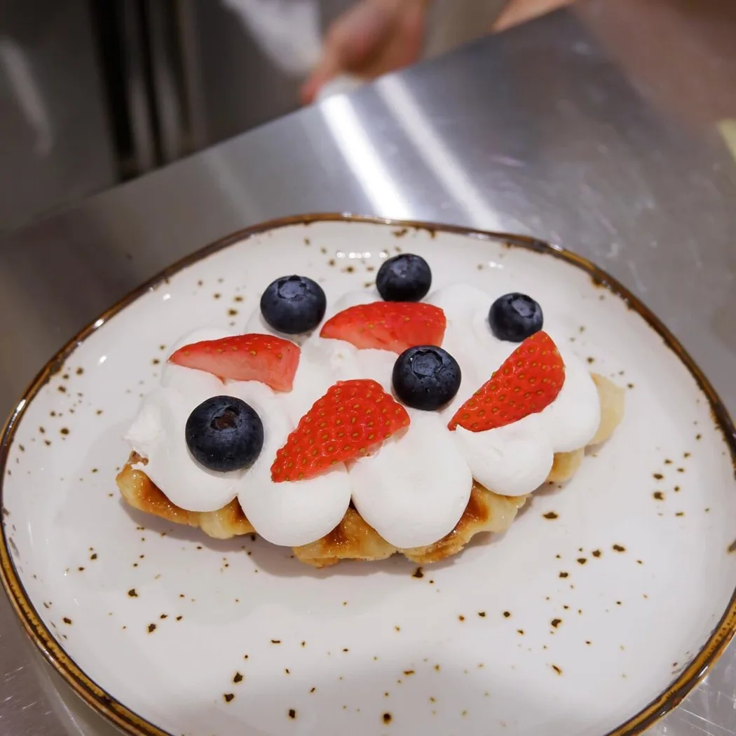 Fat Baker — foto sebenar 3