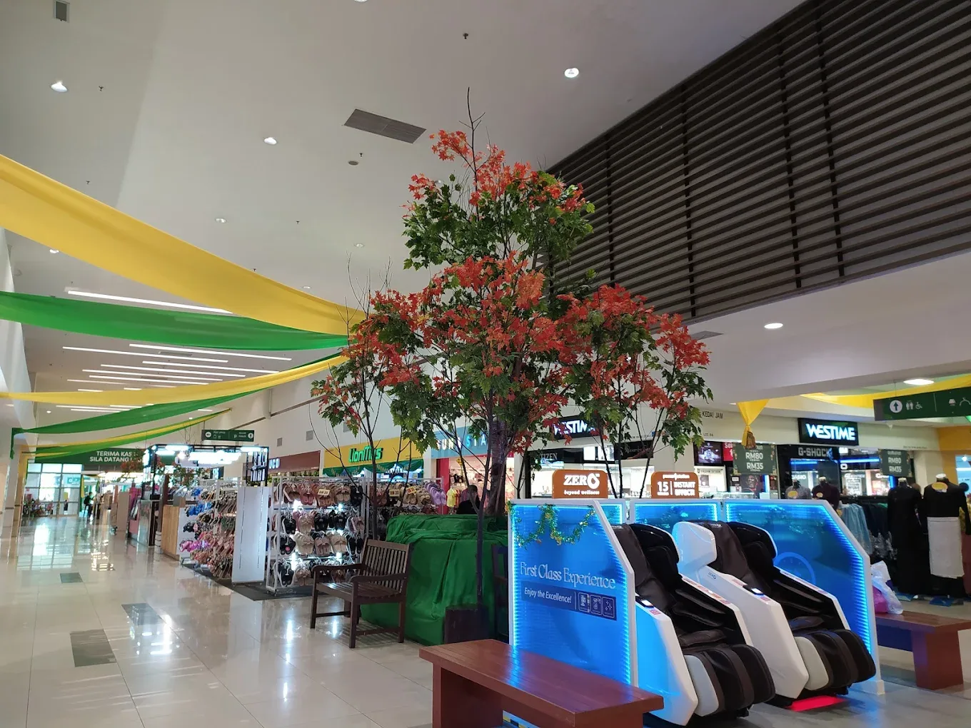 Giant Plentong Mall — foto sebenar 2