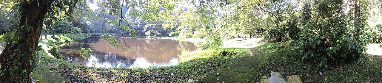 Gambar 2 Gunung Lang Recreational Park