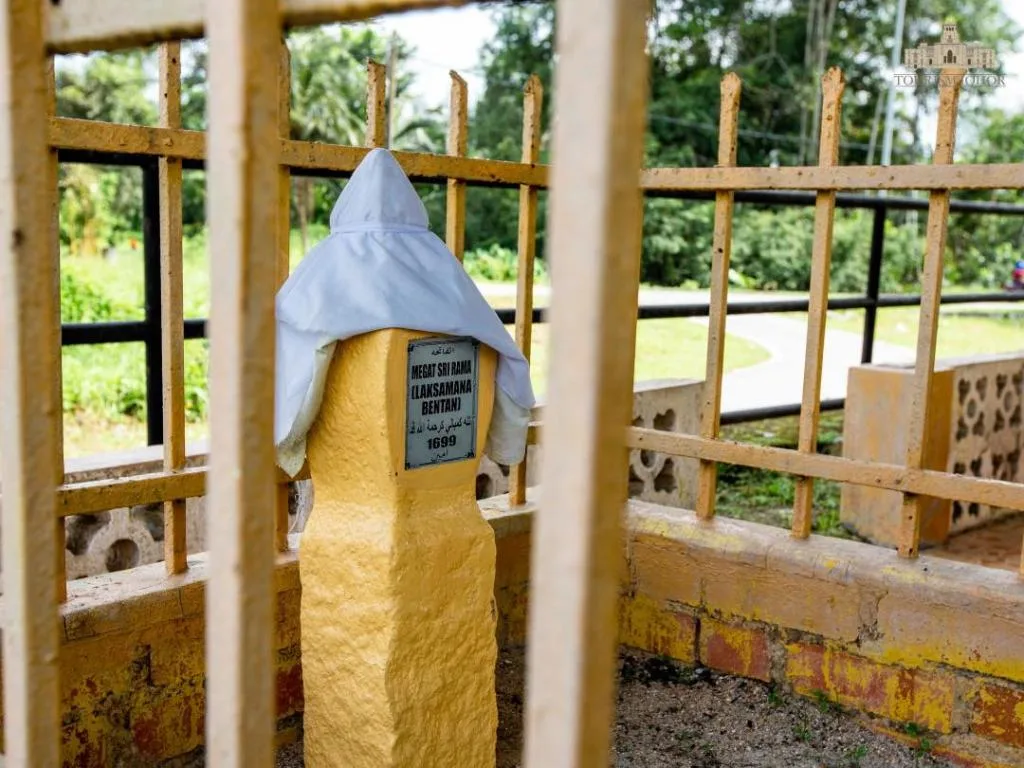 Kampung Makam — foto sebenar 6