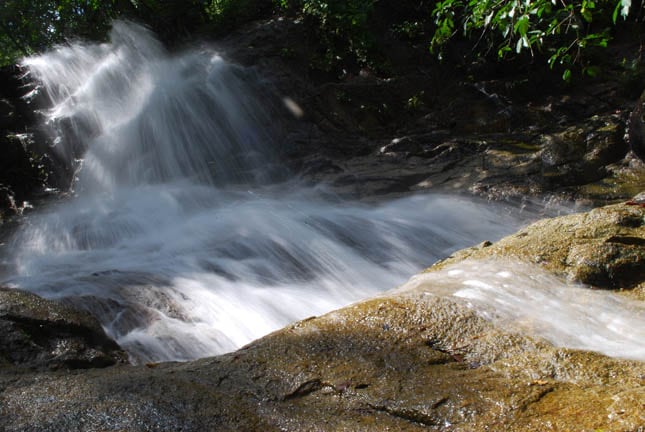 Gambar 2 Kanching Waterfall Rawang