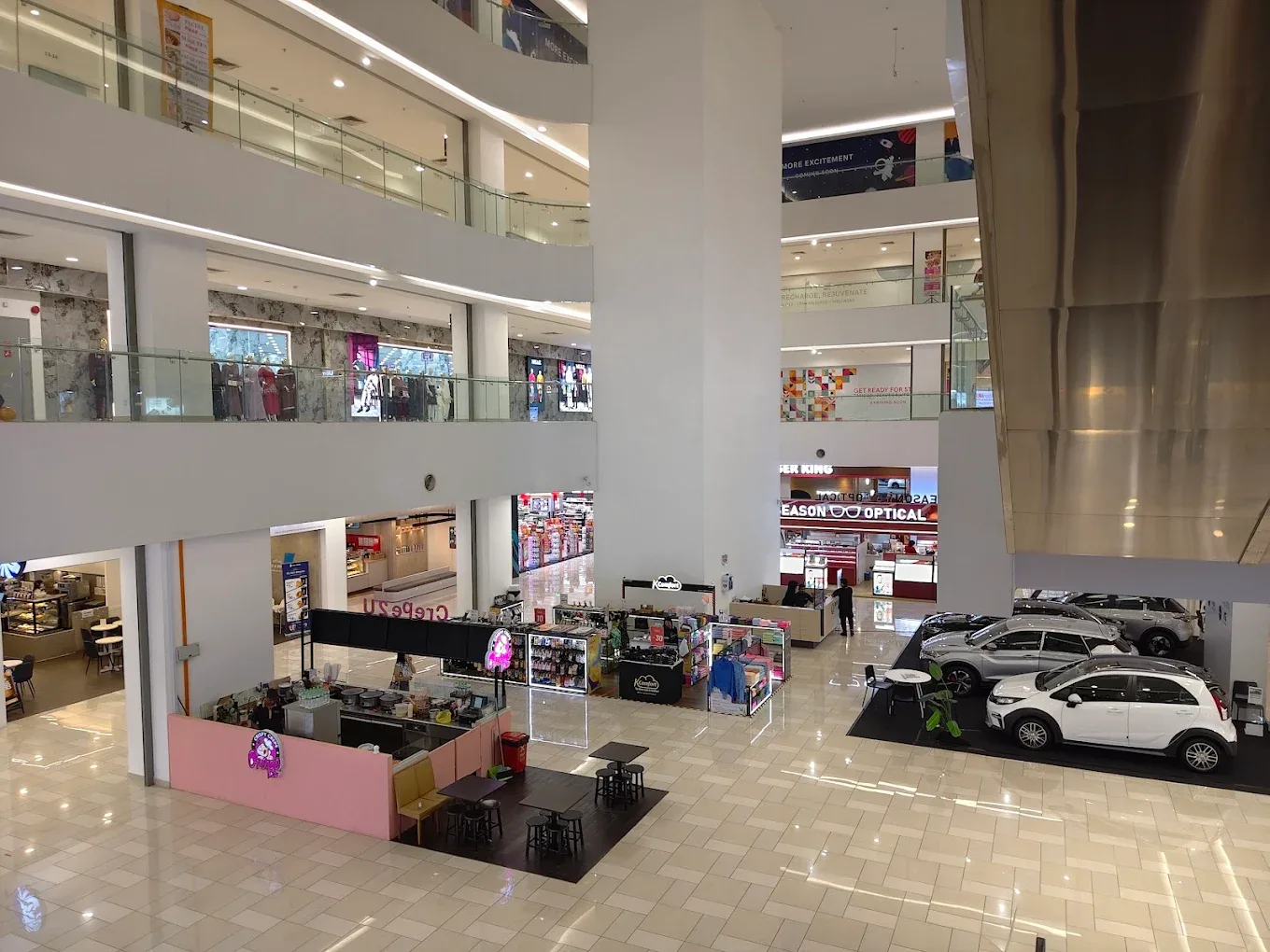 Larkin Junction — foto sebenar 4