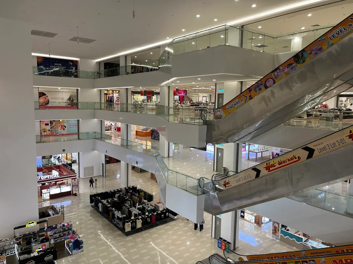 Larkin Junction — foto sebenar 5
