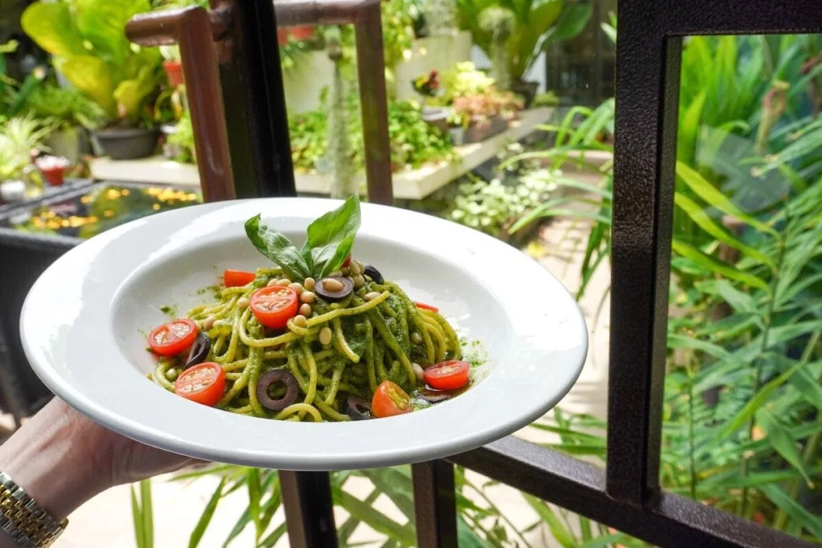 MEJA Cafe Sutera Utama — foto sebenar 2