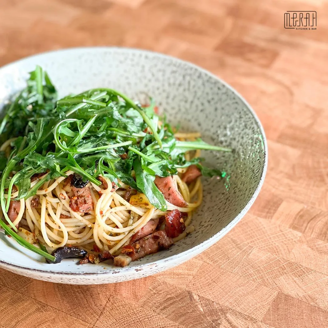 MERAH Kitchen & Bar — foto sebenar 5