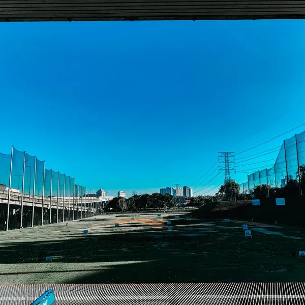 MST Golf Pelangi Driving Range — foto sebenar 3