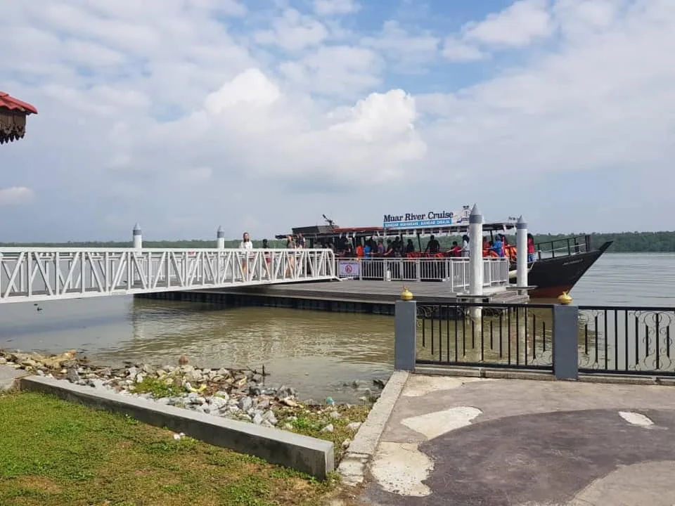 Gambar Muar River Cruise