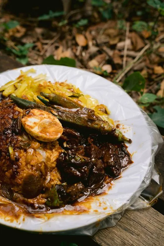 Nasi Kandar Under the Tree — foto sebenar 3