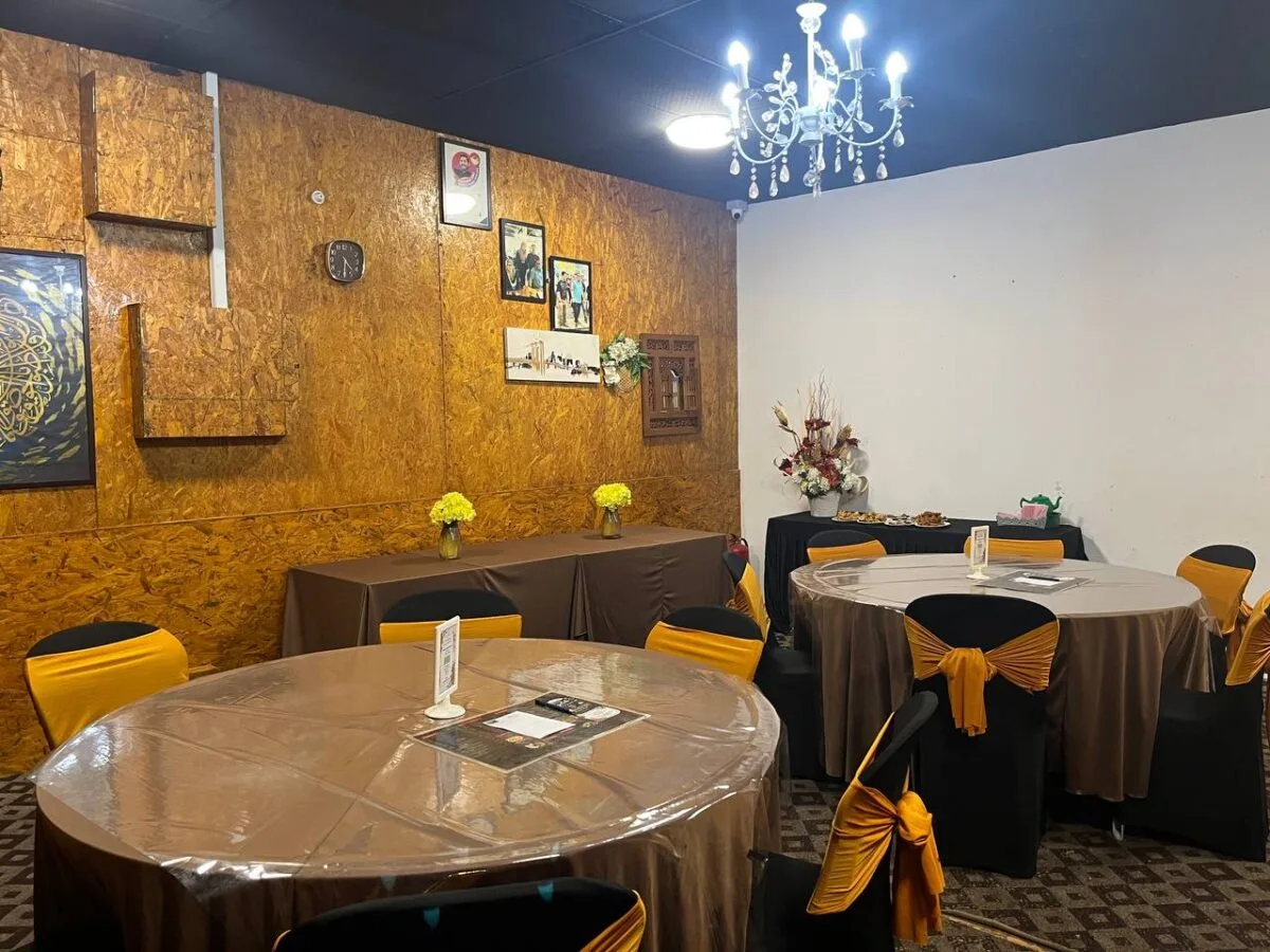 Ngeteh Port Cafe & Dessert — foto sebenar 3
