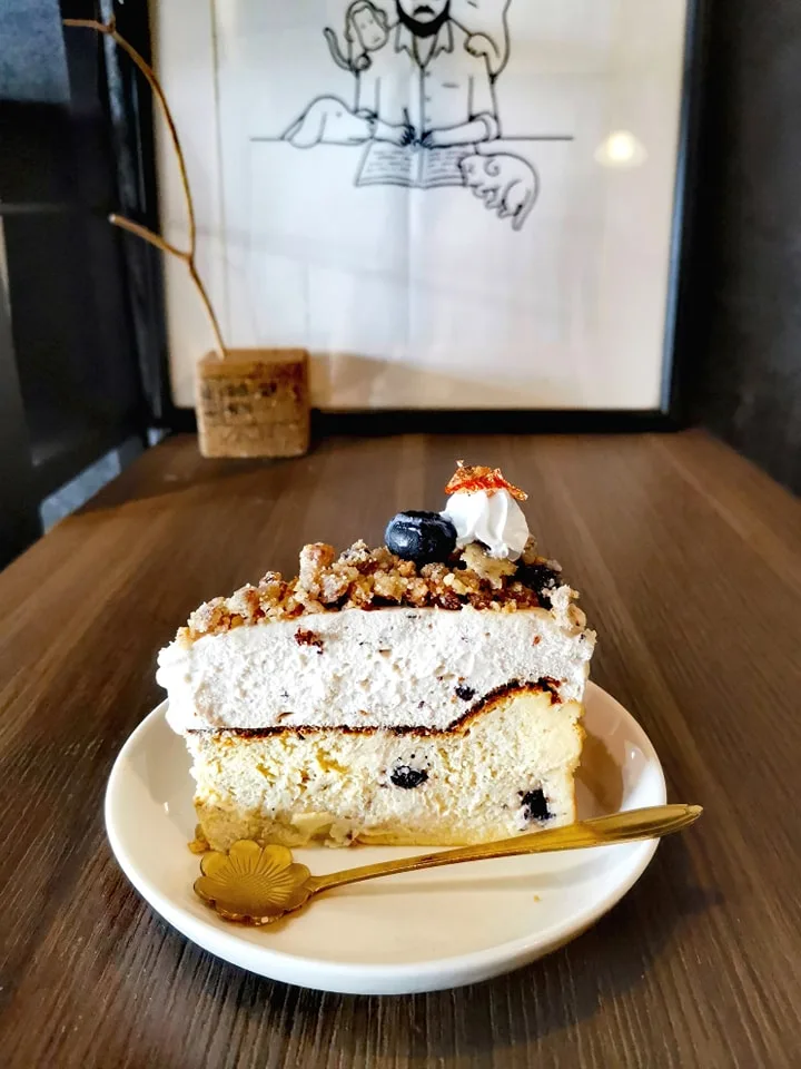 On The Road Cafe — foto sebenar 4