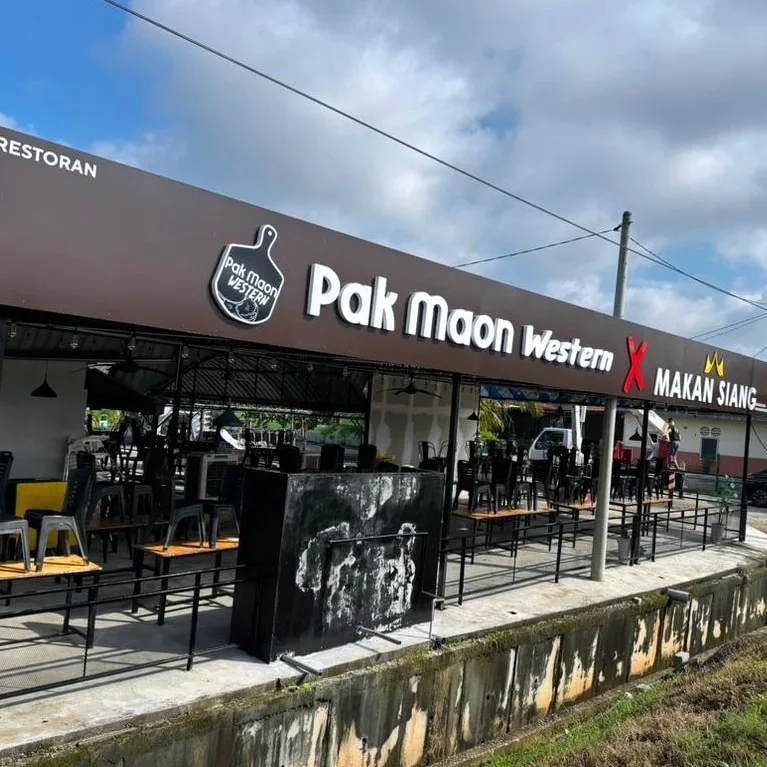 Pak Maon Western — foto sebenar 2