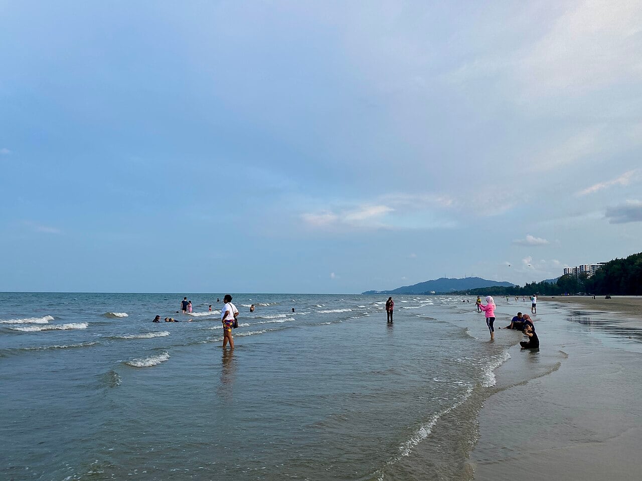 Gambar 3 Pantai Balok