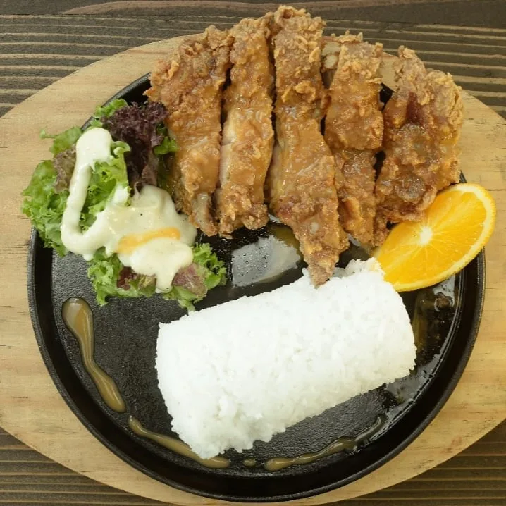 Gambar Pelam Tree Cafe