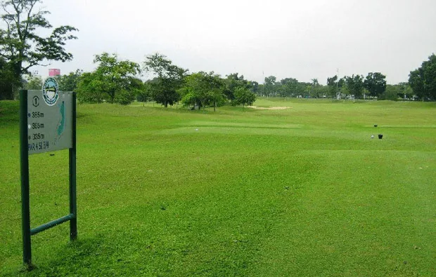 Permas Jaya Golf Club — foto sebenar 2