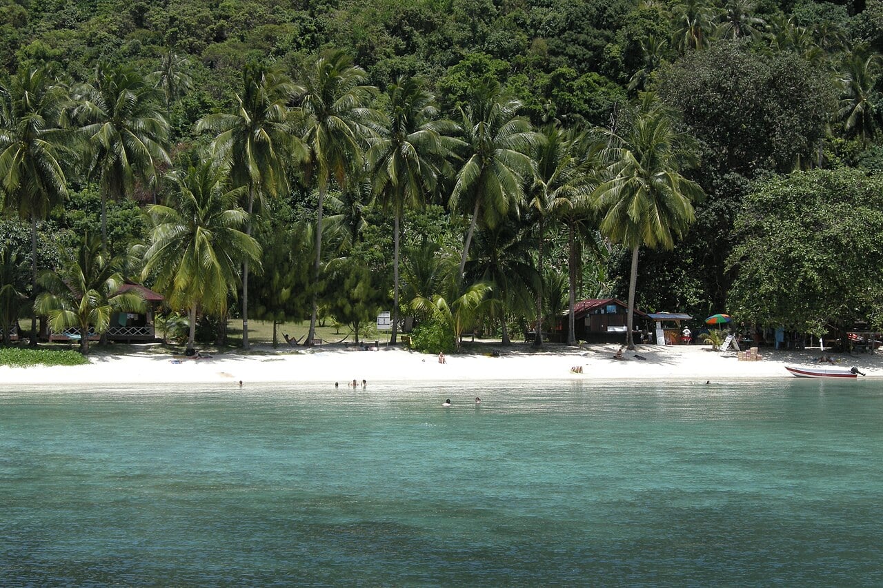 Gambar 3 Pulau Perhentian