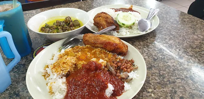 Restoran Zuraimi — foto sebenar 2