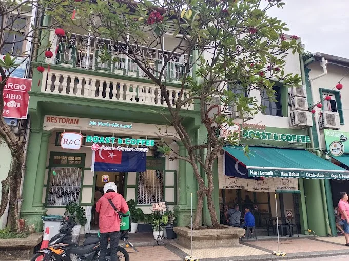 Roast & Coffee – Retro Garden 1968's — foto sebenar 4