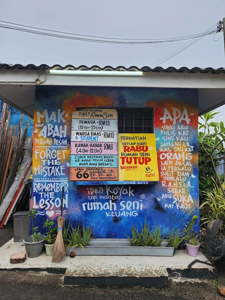 Rumah Seni @ Kluang — foto sebenar 2