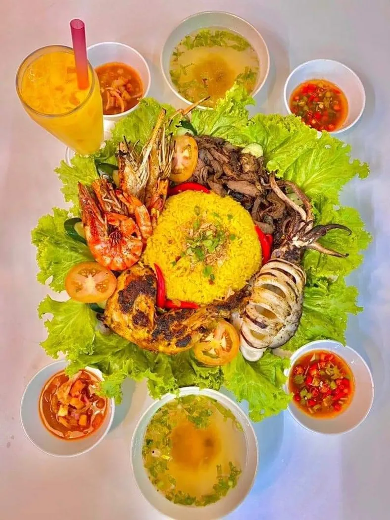 SITTY Cafe — foto sebenar 3