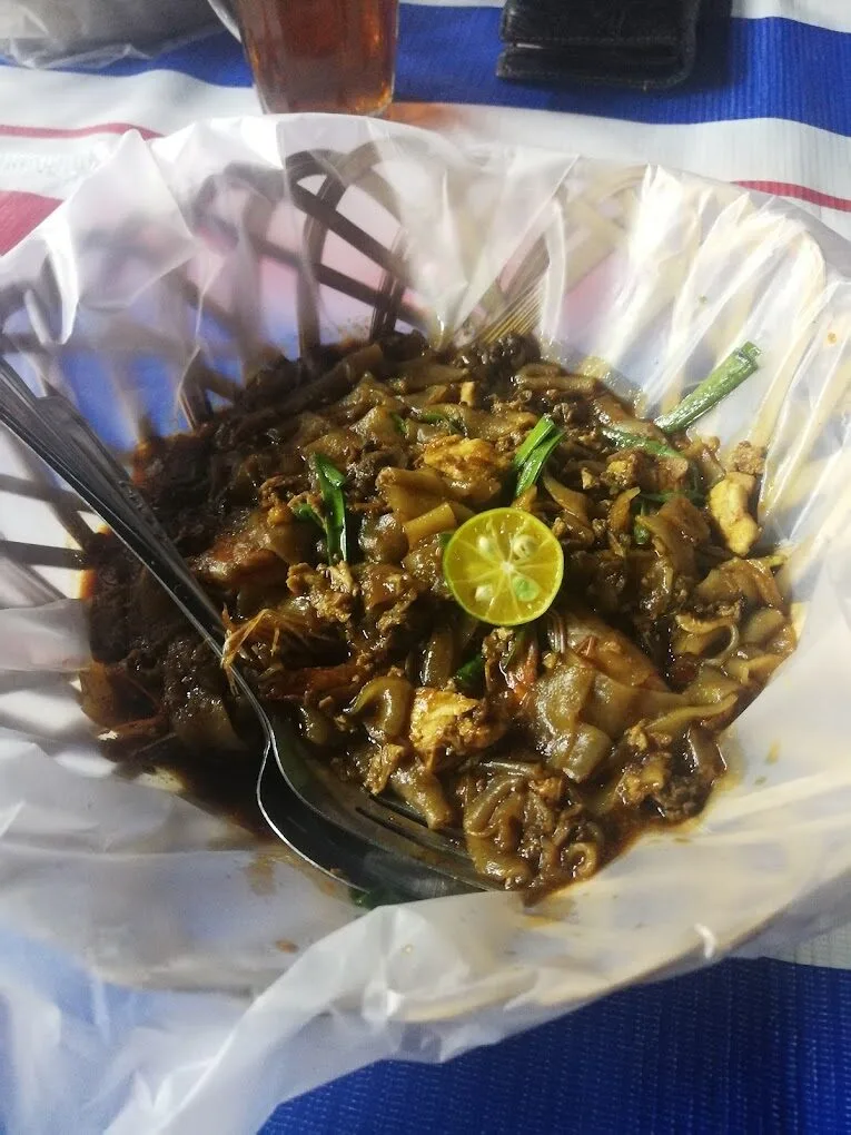Smokey Kuey Teow — foto sebenar 4