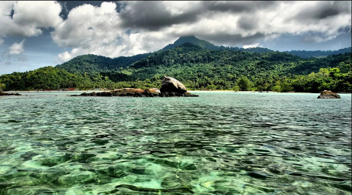 Sultan Iskandar Marine Park — foto sebenar 5