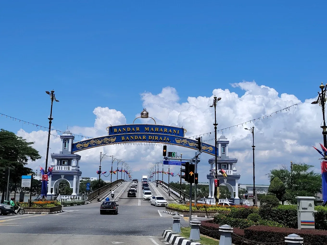 Gambar Sultan Ismail Bridge