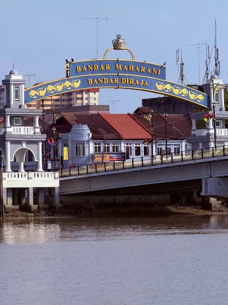 Sultan Ismail Bridge — foto sebenar 3