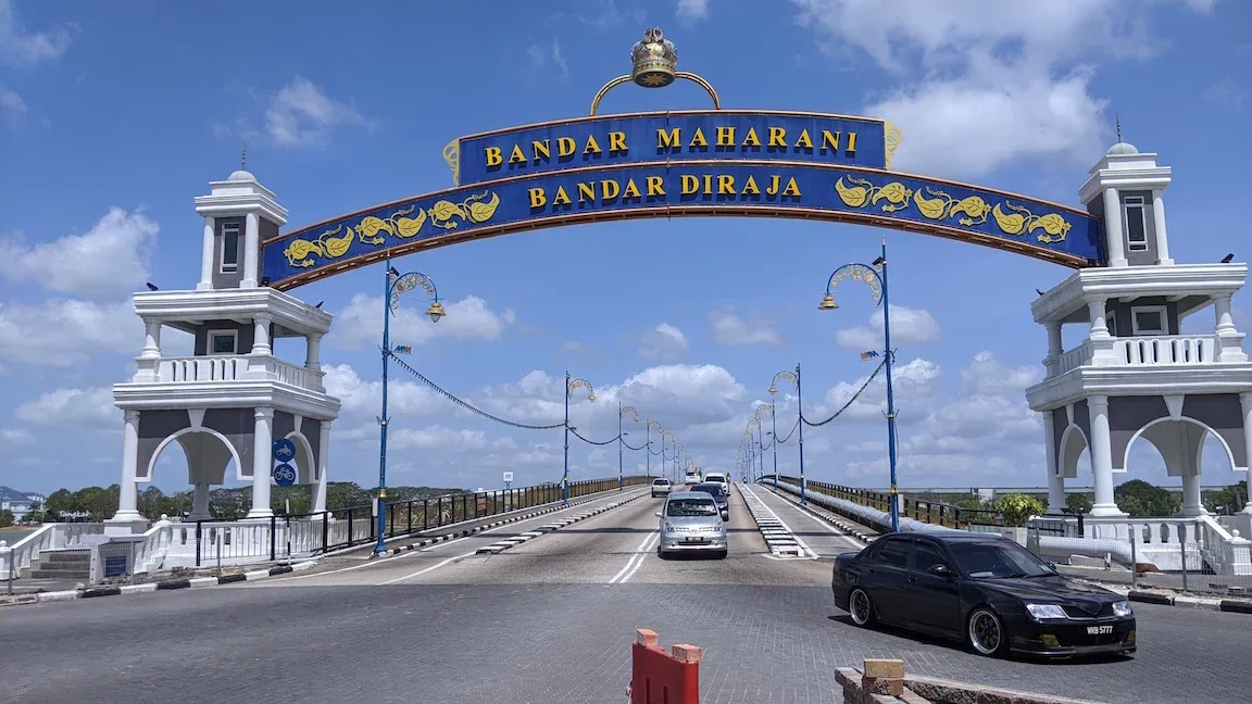 Sultan Ismail Bridge — foto sebenar 5
