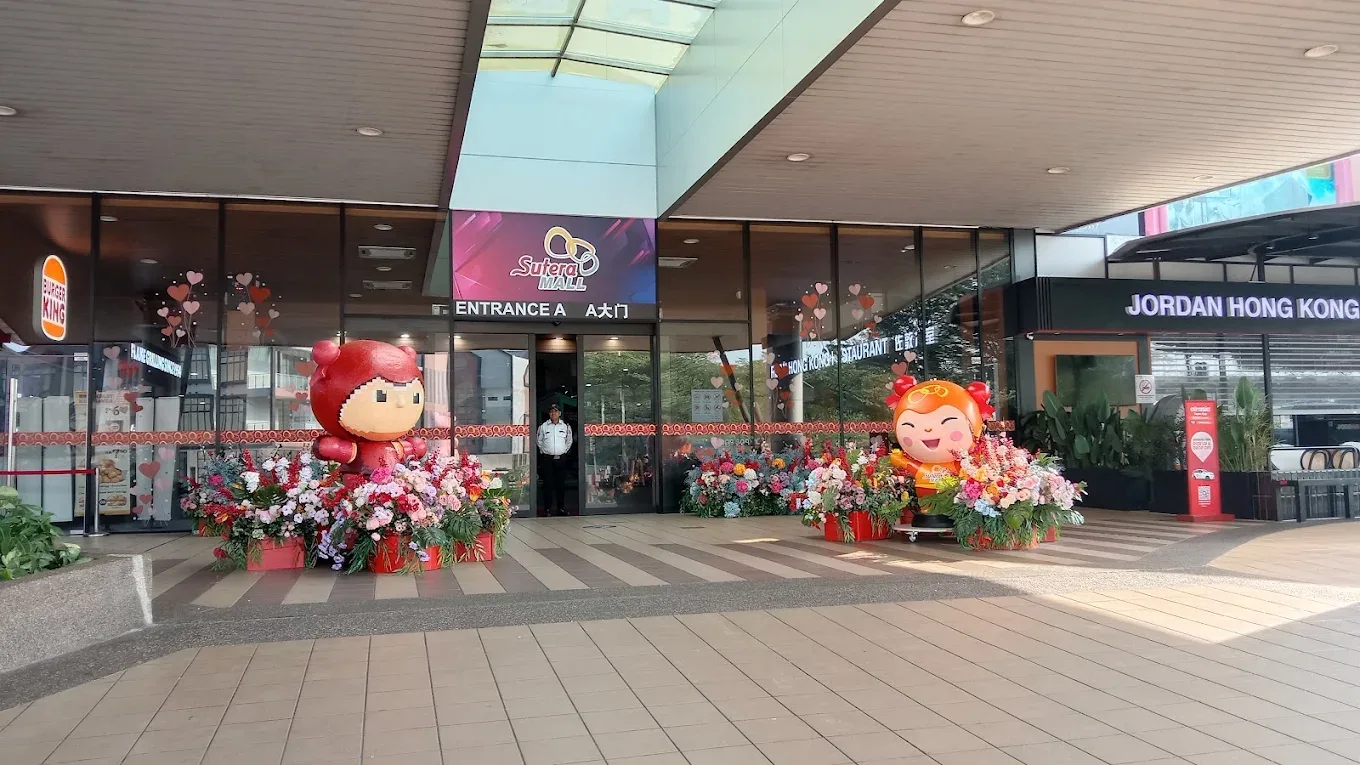 Sutera Mall — foto sebenar 5