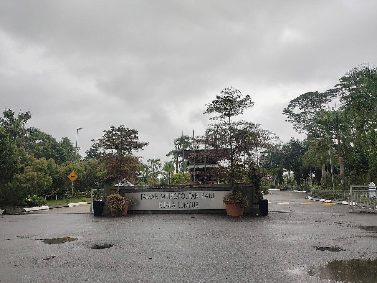 Gambar Taman Metropolitan Batu