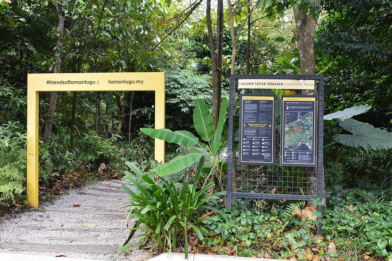 Gambar 2 Taman Tugu KL