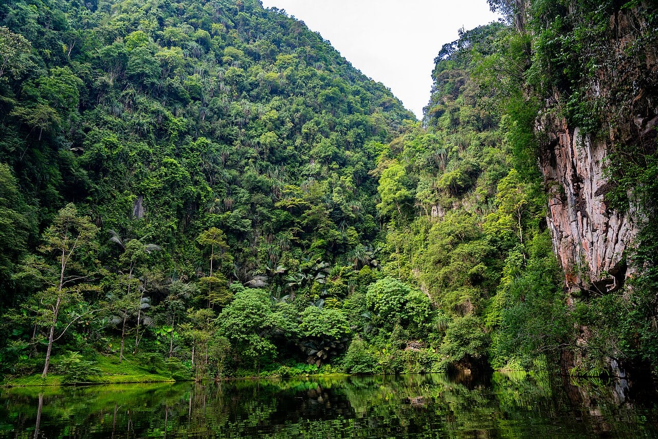 Gambar Tasik Cermin Ipoh