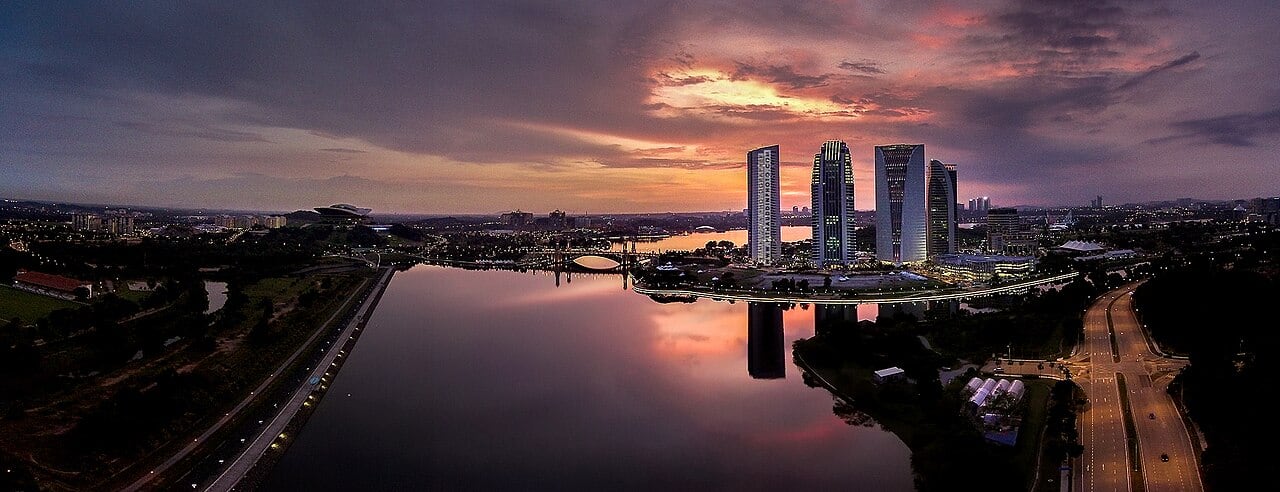 Gambar 3 Tasik Putrajaya