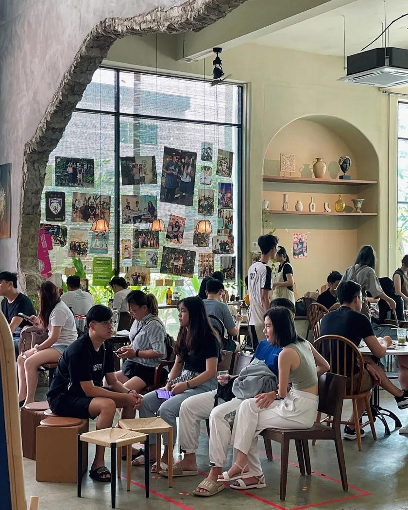 The FOUNDERS Cafe — foto sebenar 7