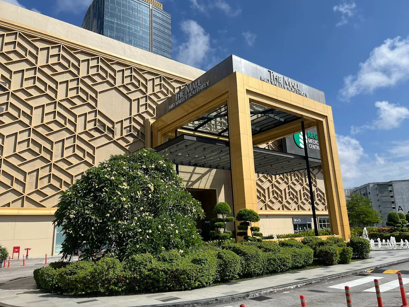 The Mall, Mid Valley Southkey — foto sebenar 6