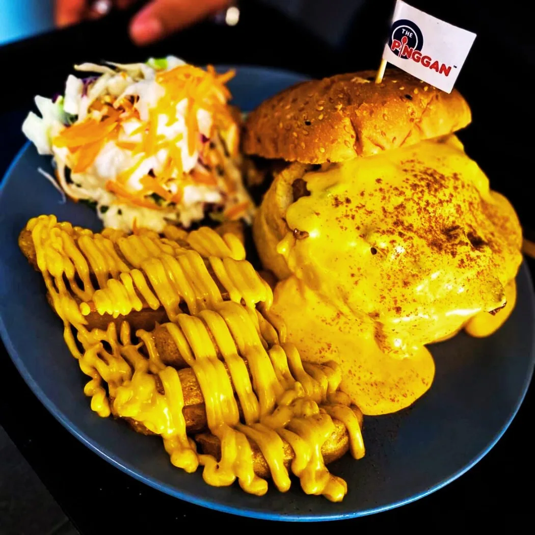 The Pinggan Cafe — foto sebenar 7