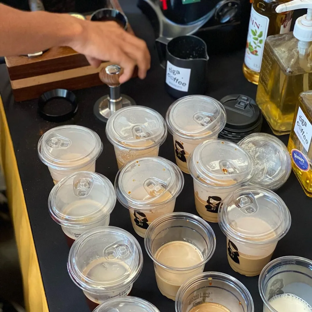Tiga Coffee — foto sebenar 3